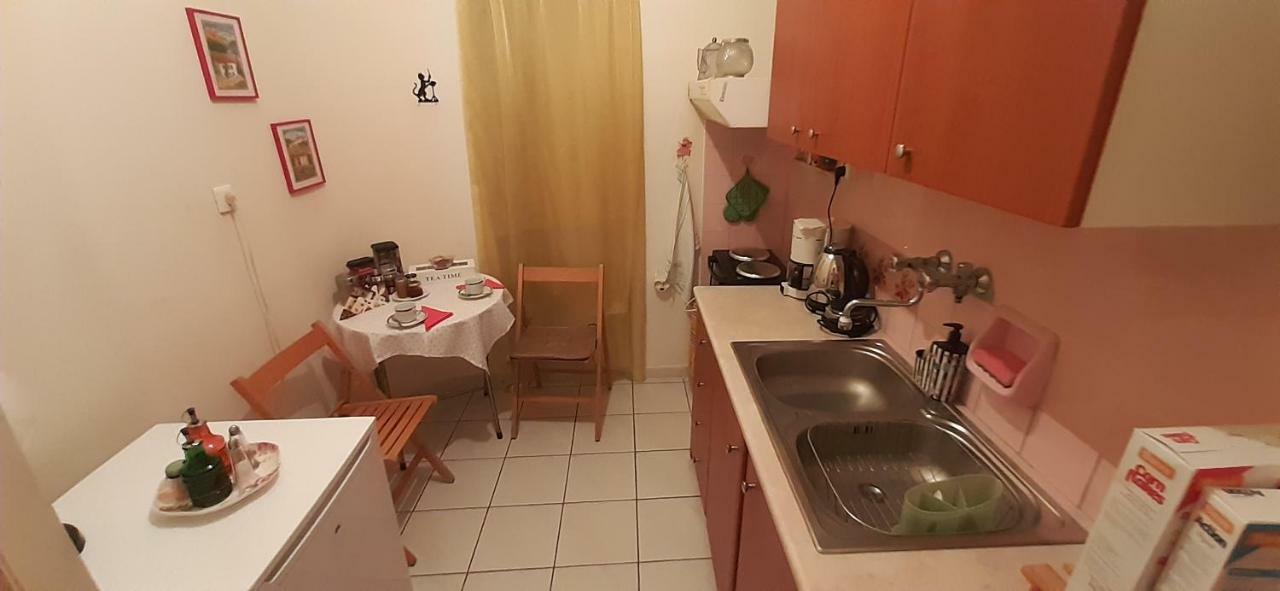 Chryssa - Χρυσα Apartamento Patras Exterior foto