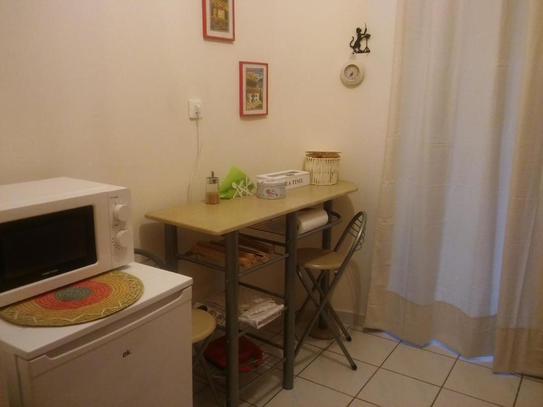 Chryssa - Χρυσα Apartamento Patras Exterior foto